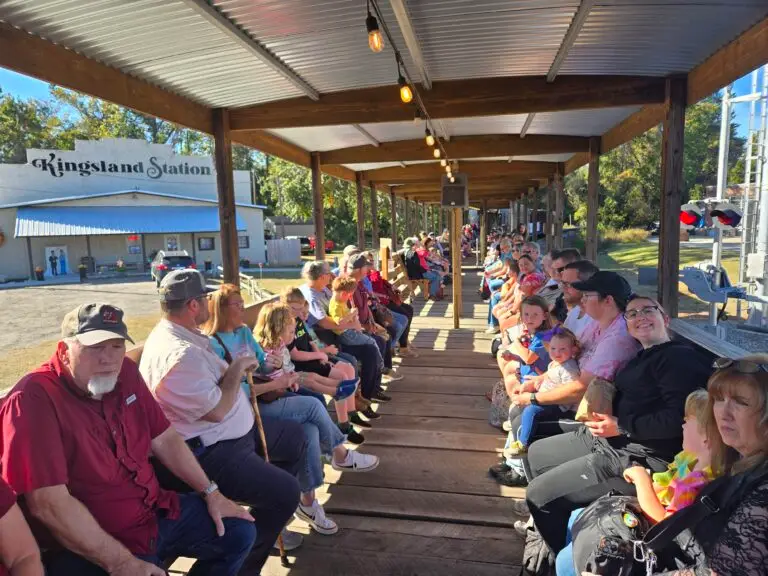 Kingsland Station Dinosaurs